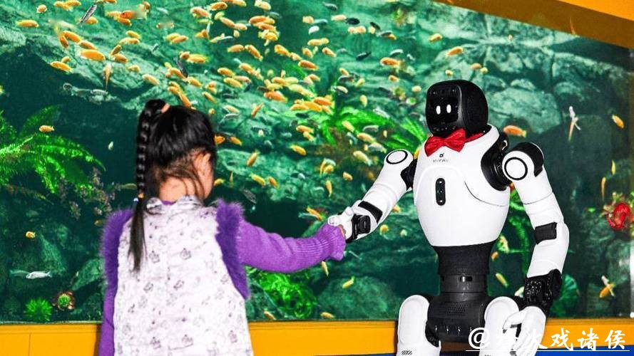 机器人“入职”海洋馆,导览、科普、解谜样样行,专治孩子“看不懂” 机器人“入职”海洋馆,导览、科普、解谜样样行,专治孩子“看不懂”